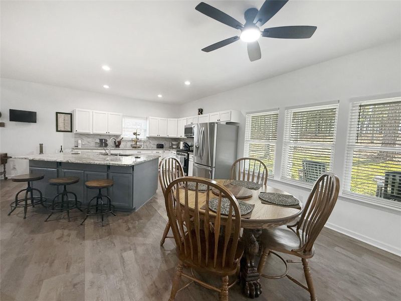 Furnished interior view inside a new home in , Brookeland (Image 16).