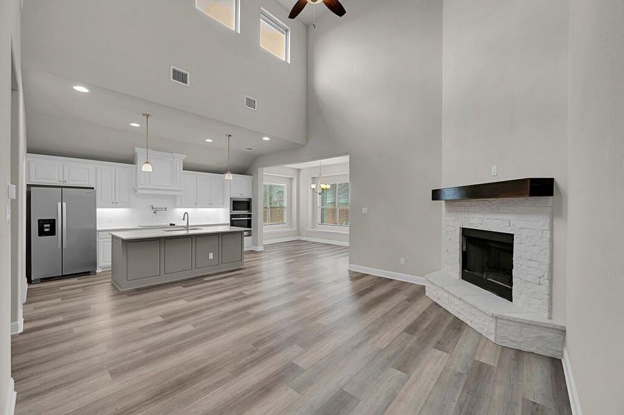 Spacious, unfurnished interior of a new home in , Waco (Image 22). Spacious, unfurnished interior of a new home in , Waco (Image 22).