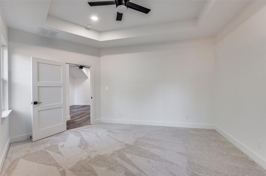 Spacious, unfurnished interior of a new home in , Gainesville (Image 18). Spacious, unfurnished interior of a new home in , Gainesville (Image 18).