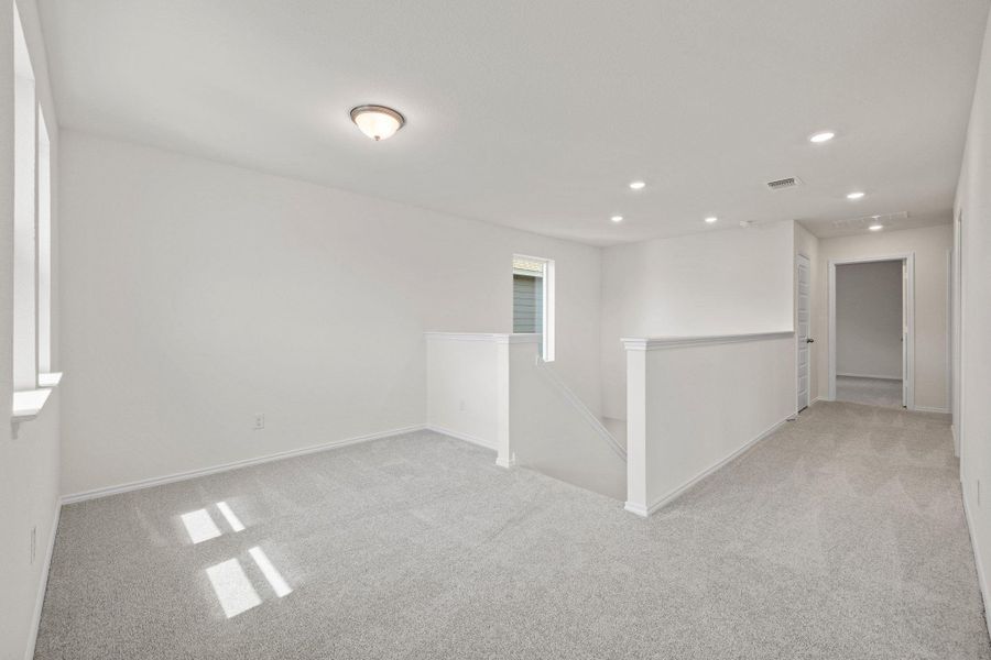 Spacious, unfurnished interior of a new home in Sonterra - Cool Water, Jarrell (Image 31).