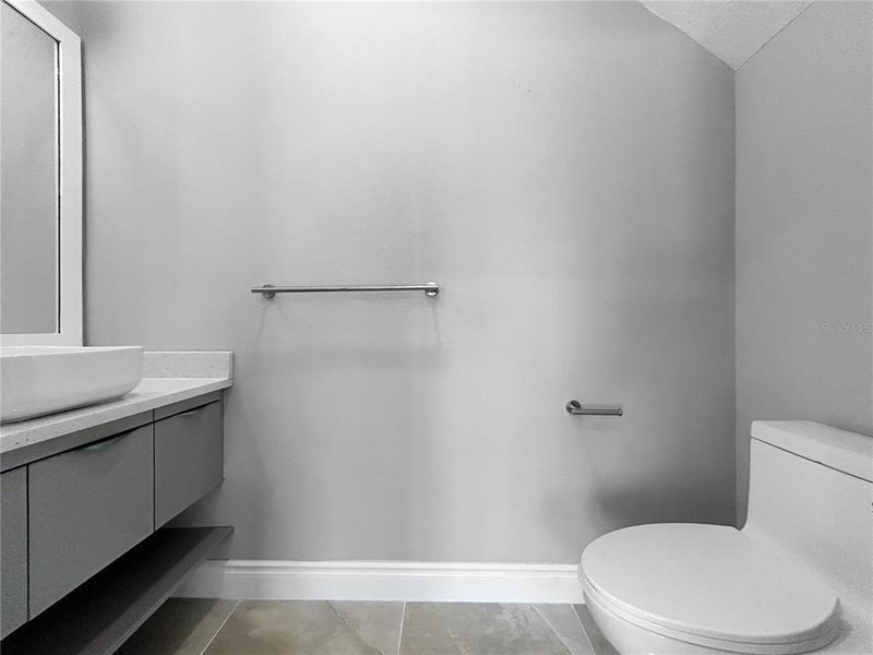 Furnished interior view inside a new home in , Davenport (Image 8).