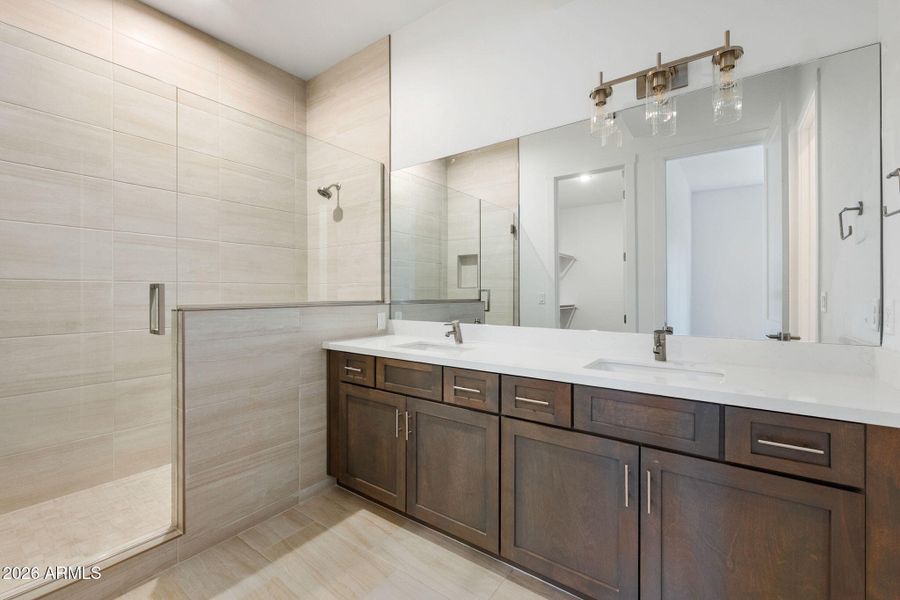 33-Primary Bathroom (2)