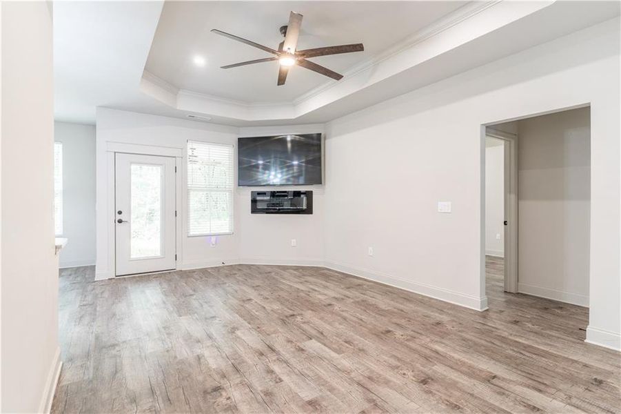 Spacious, unfurnished interior of a new home in , Commerce (Image 63).