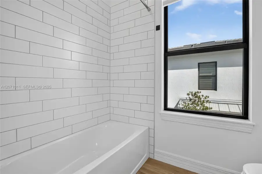 Close-up of interior finishes inside a home in , Plantation (Image 15).