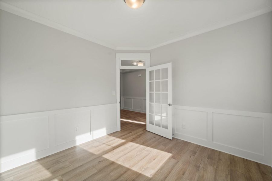 Spacious, unfurnished interior of a new home in Redland, Advance (Image 21).