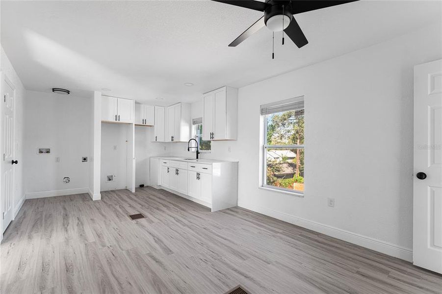 Spacious, unfurnished interior of a new home in , St. Petersburg (Image 21). Spacious, unfurnished interior of a new home in , St. Petersburg (Image 21).