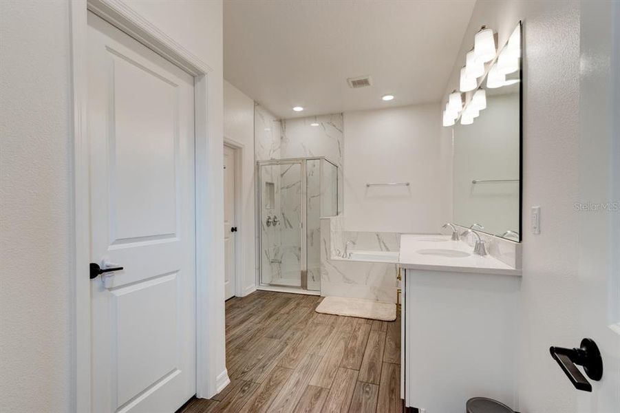 Furnished interior view inside a new home in , Sanford (Image 35).