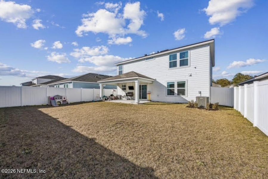 Exterior details and patio area of a home in , Jacksonville (Image 3).