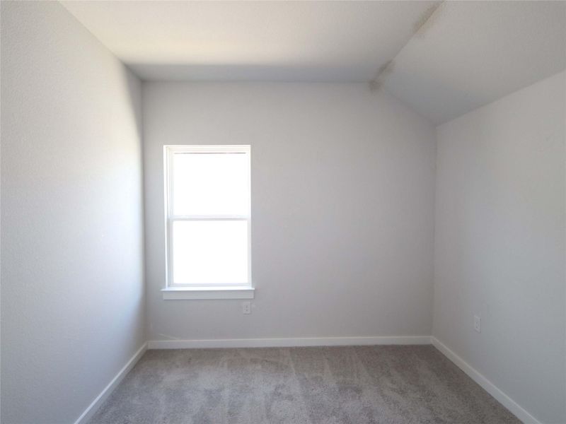 Spacious, unfurnished interior of a new home in Estancia West, Manchaca (Image 19). Spacious, unfurnished interior of a new home in Estancia West, Manchaca (Image 19).