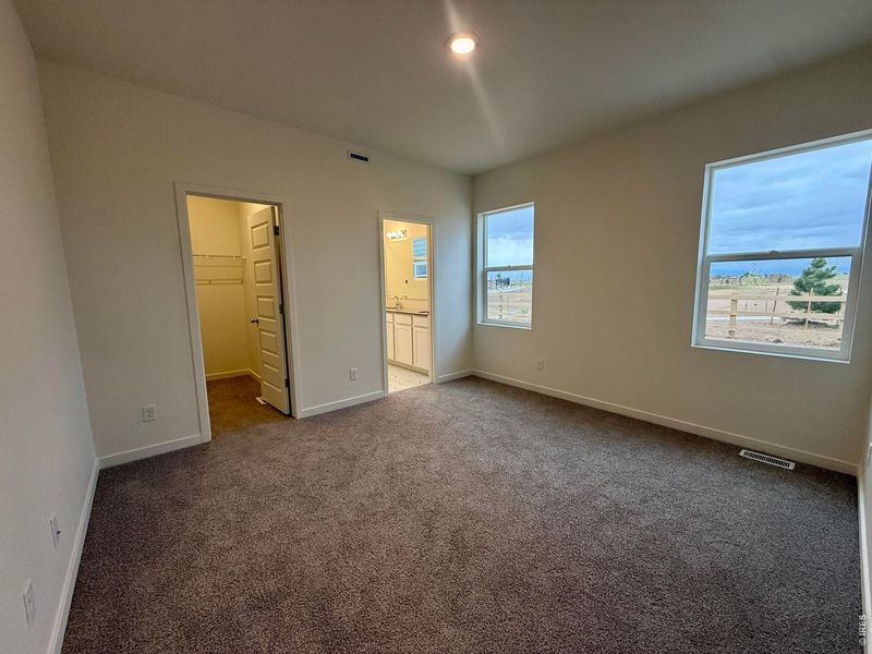 Spacious, unfurnished interior of a new home in Granary, Johnstown (Image 23).