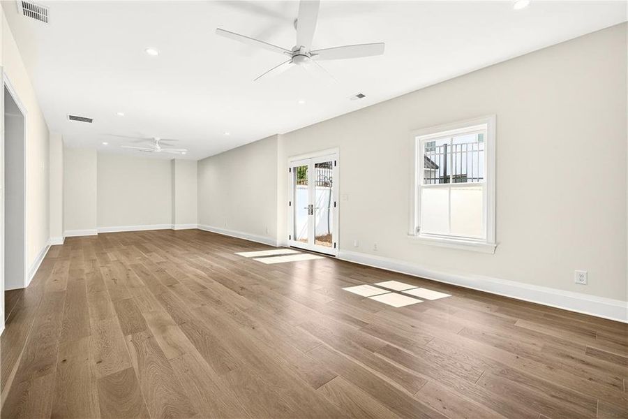 Spacious, unfurnished interior of a new home in , Atlanta (Image 21).