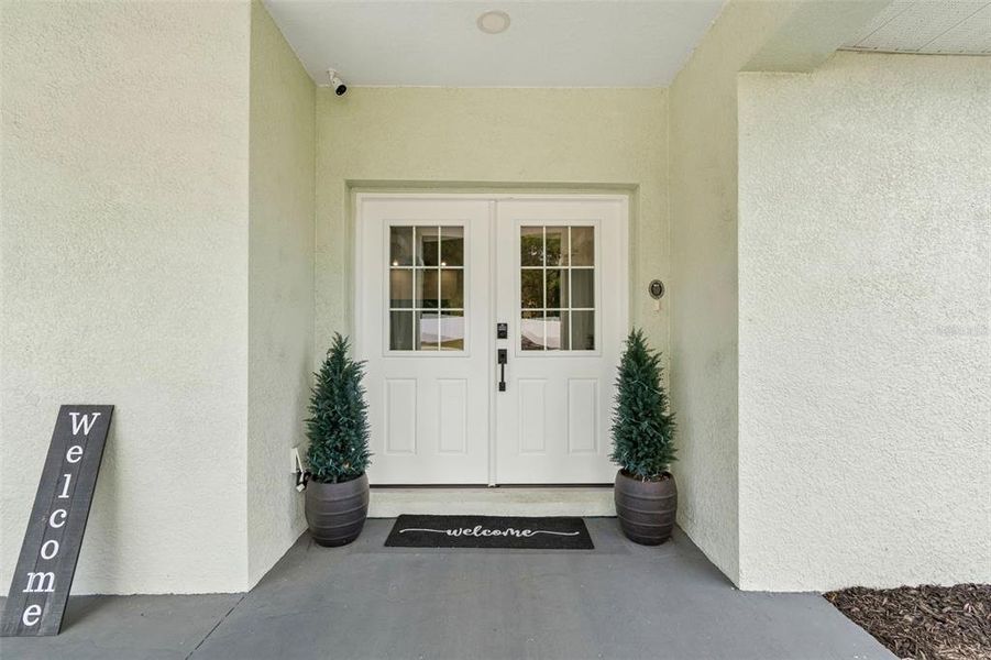 Exterior details and patio area of a home in , Dade City (Image 4). Exterior details and patio area of a home in , Dade City (Image 4).