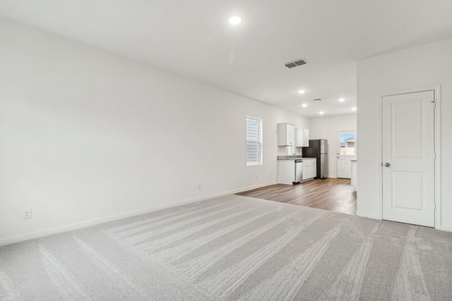 Representative unfurnished interior of a home built from the Comet by Starlight Homes in Trails at Culebra, San Antonio (Image 16). Representative unfurnished interior of a home built from the Comet by Starlight Homes in Trails at Culebra, San Antonio (Image 16).