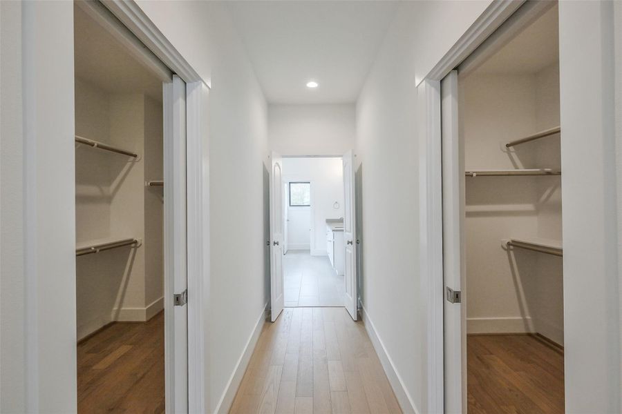 Spacious, unfurnished interior of a new home in Timbergrove Trails, Houston (Image 44).