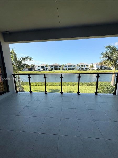 Loft & Master Bedroom Balcony Loft & Master Bedroom Balcony