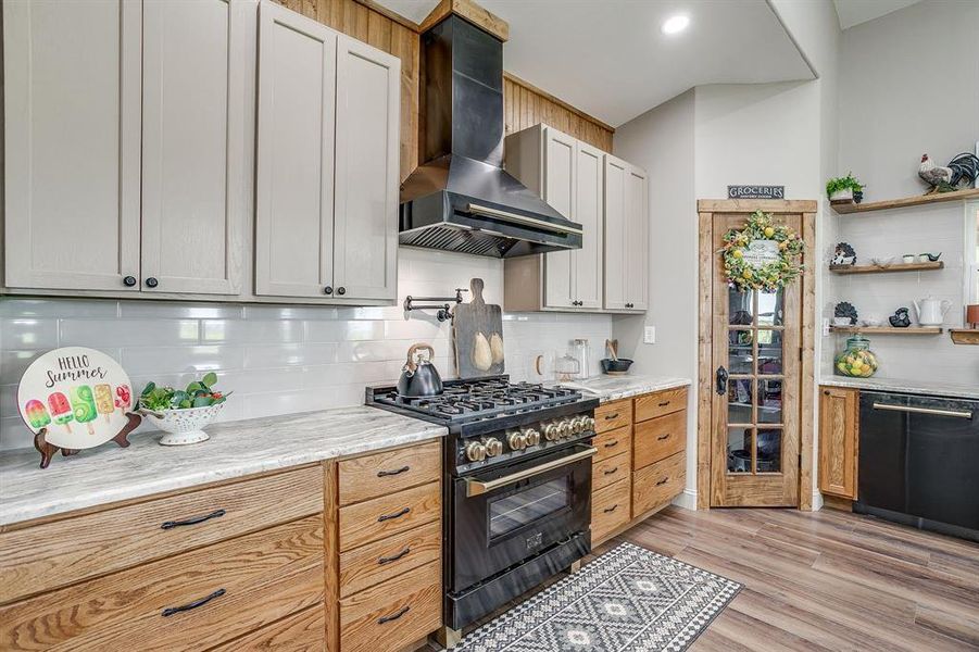 Furnished interior view inside a new home in , Blum (Image 28).