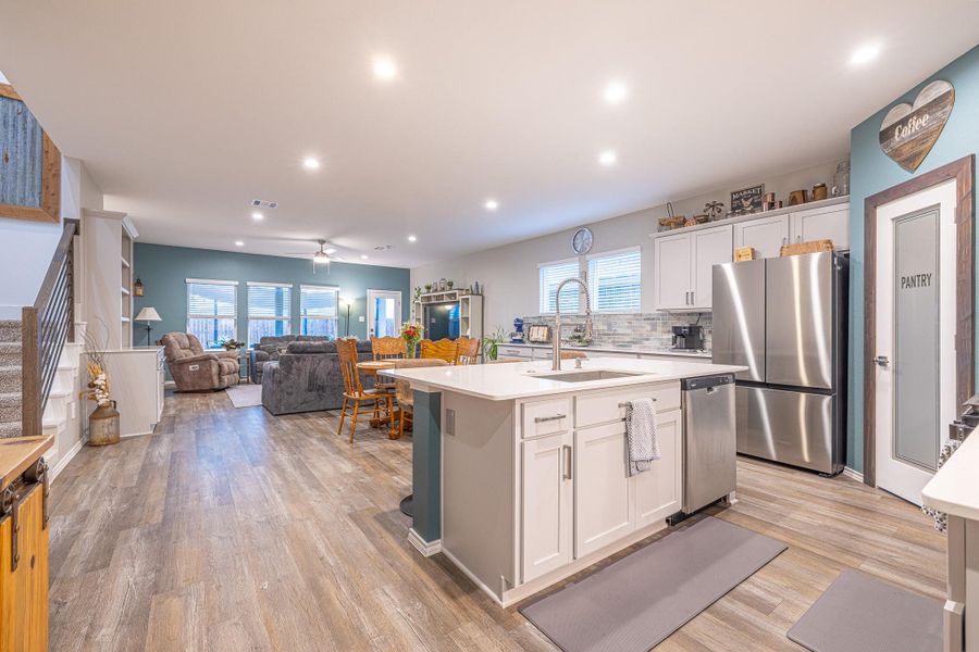 Furnished interior view inside a new home in River Ranch Meadows, Dayton (Image 8). Furnished interior view inside a new home in River Ranch Meadows, Dayton (Image 8).