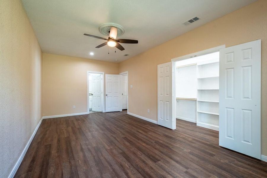 Primary bedroom boasts a great walk in closet.