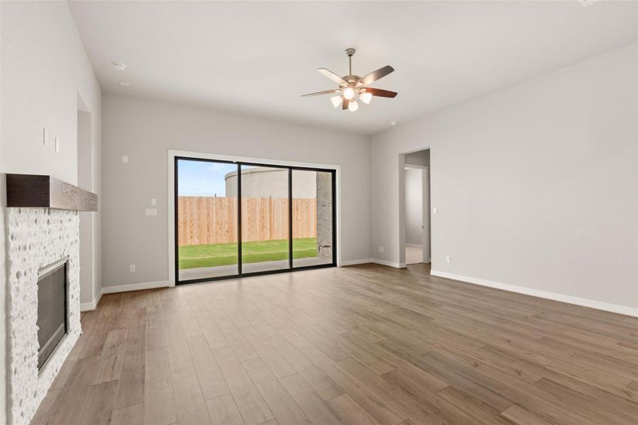 Note: Sample product photo. Actual exterior and interior selections may vary by homesite. Photo may be virtually staged