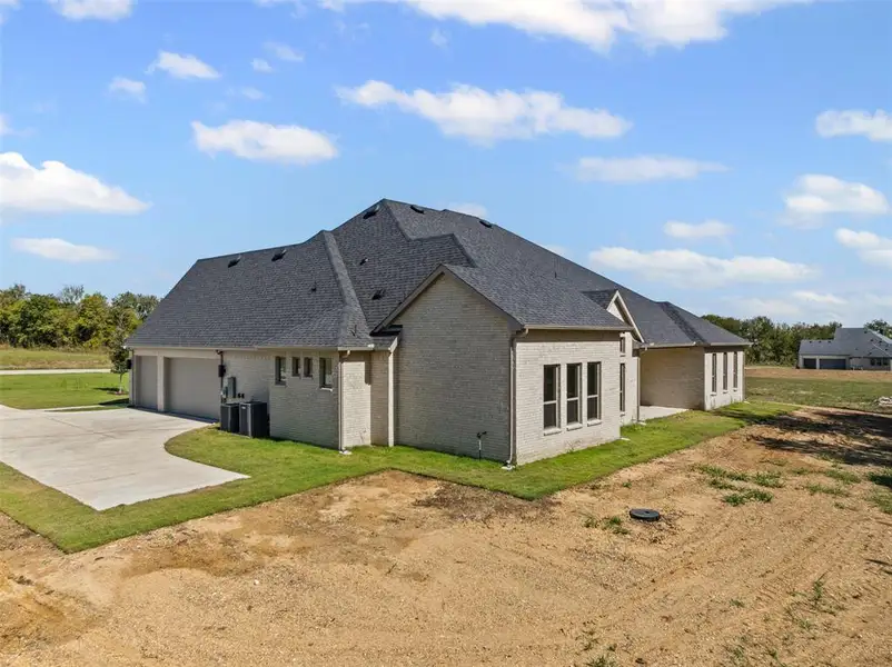 Image 32 of a home in Waterfall Ranch - 1 Acre Lots. Image 32 of a home in Waterfall Ranch - 1 Acre Lots.