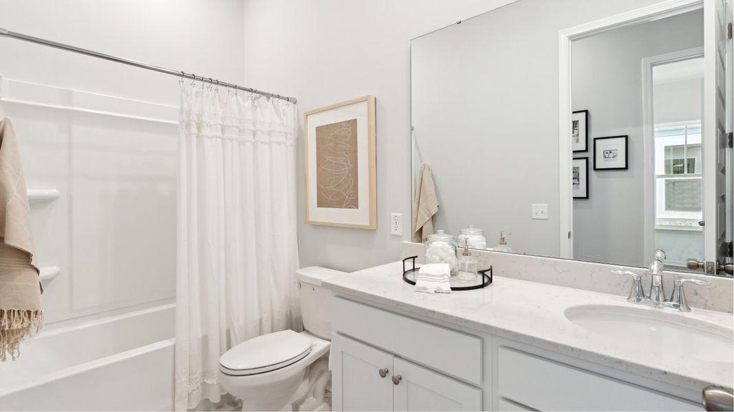 Lily bathroom 2 Lily bathroom 2