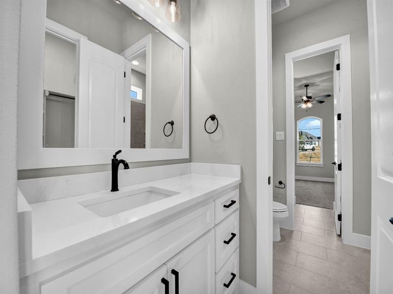 Furnished interior view inside a new home in , Weatherford (Image 12).