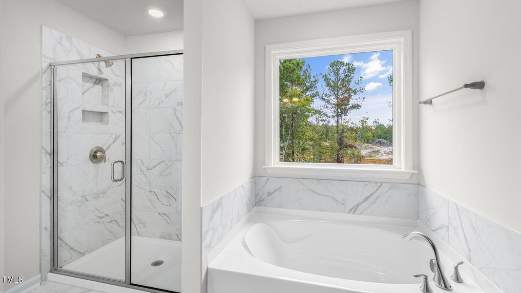 dr-horton-galvins-ridge-lot-248-006