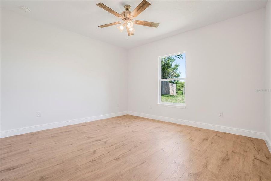Spacious, unfurnished interior of a new home in , Deltona (Image 19).