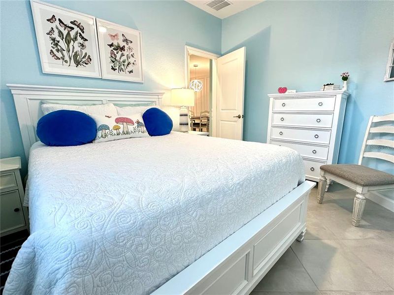 Furnished interior view inside a new home in , Englewood (Image 15).