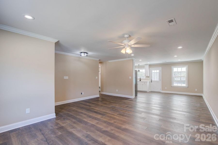 Spacious, unfurnished interior of a new home in , Kershaw (Image 12). Spacious, unfurnished interior of a new home in , Kershaw (Image 12).