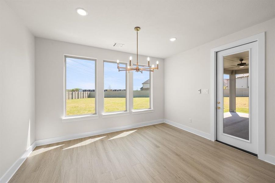 1550 Ginger- Dining-1 1550 Ginger- Dining-1