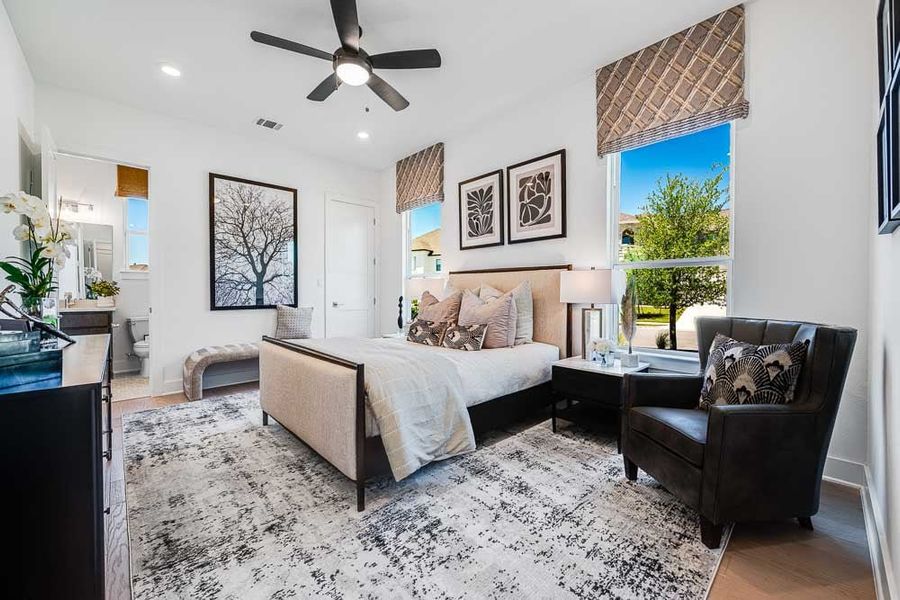 Furnished interior view inside a new home in Travisso, Leander (Image 24).