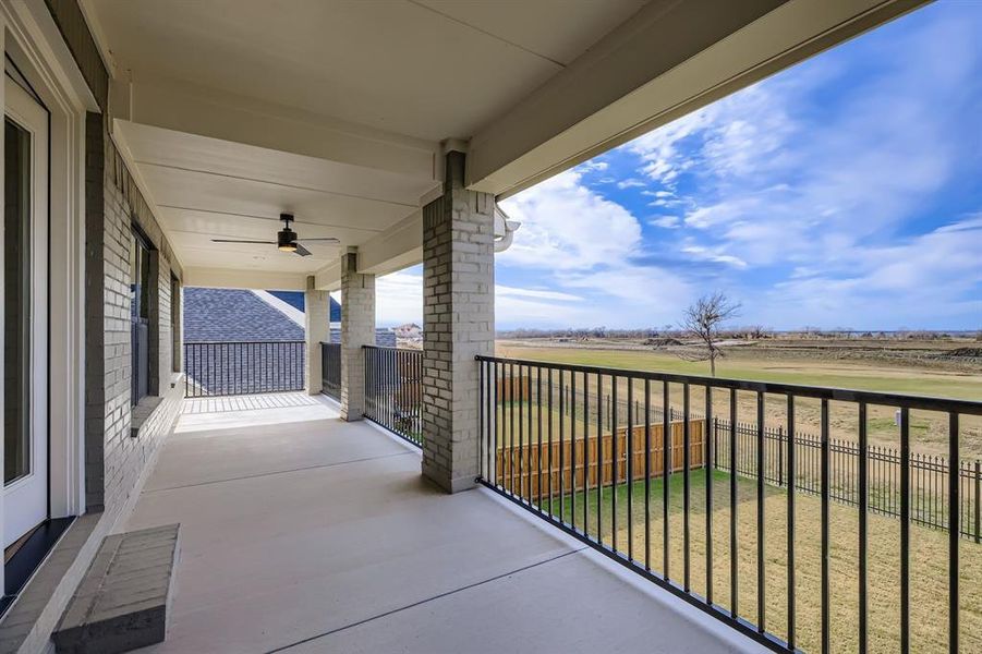 Exterior details and patio area of a home in , The Colony (Image 3).
