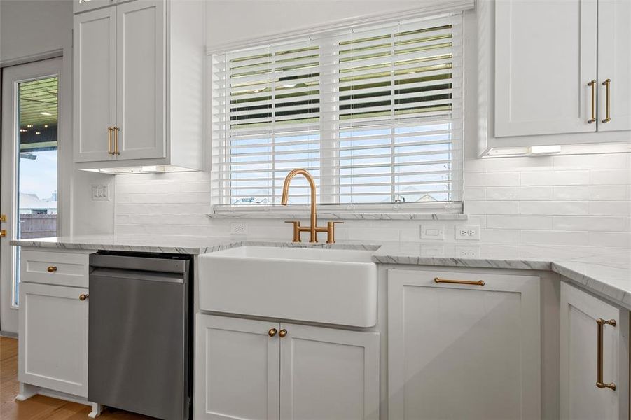 Furnished interior view inside a new home in , Hewitt (Image 13).
