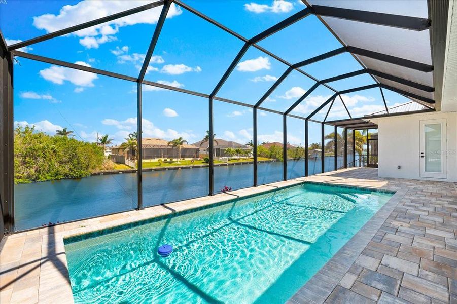 Exterior details and patio area of a home in , Port Charlotte (Image 28).