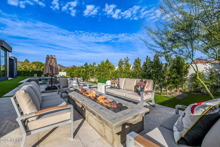 tranquil back yard retreat