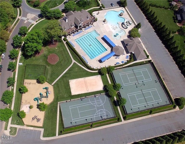 Sports Courts_Pool_Drone Sports Courts_Pool_Drone