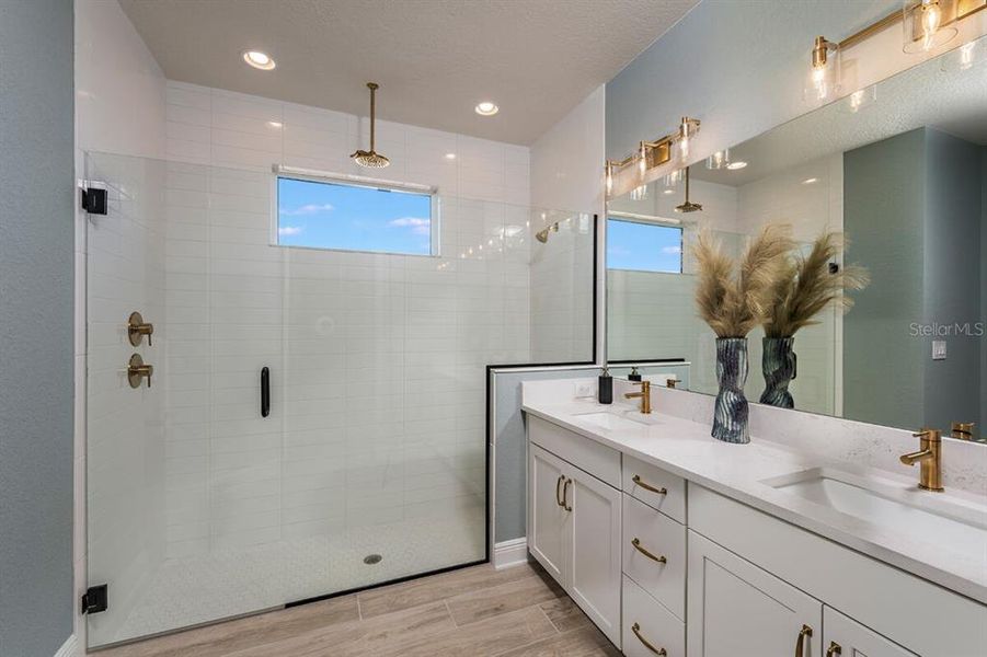 Furnished interior view inside a new home in Vistera of Venice, Nokomis (Image 15).