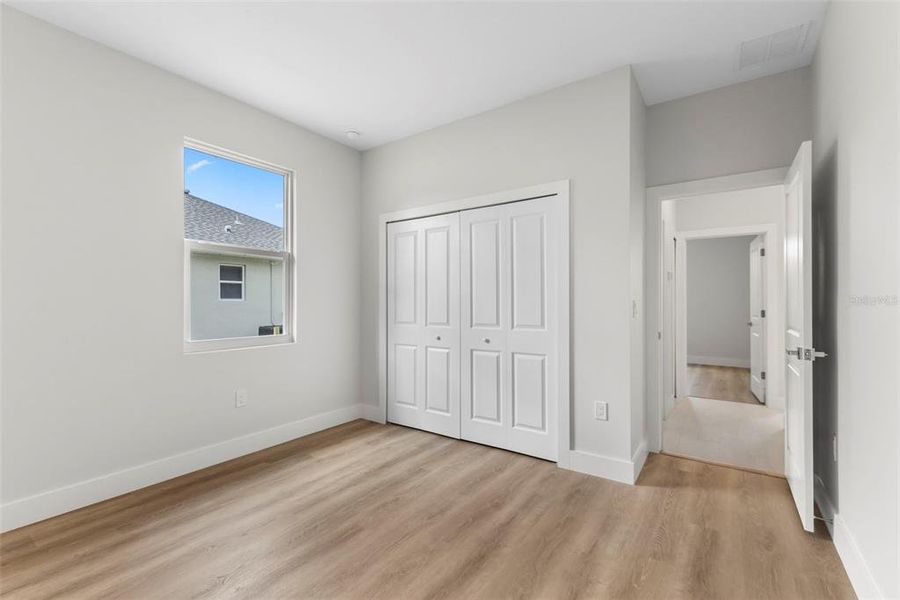 Spacious, unfurnished interior of a new home in , North Port (Image 26).