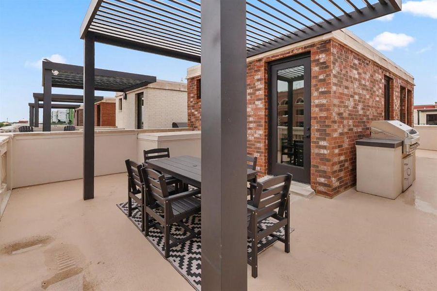 Exterior details and patio area of a home in , Grapevine (Image 20).