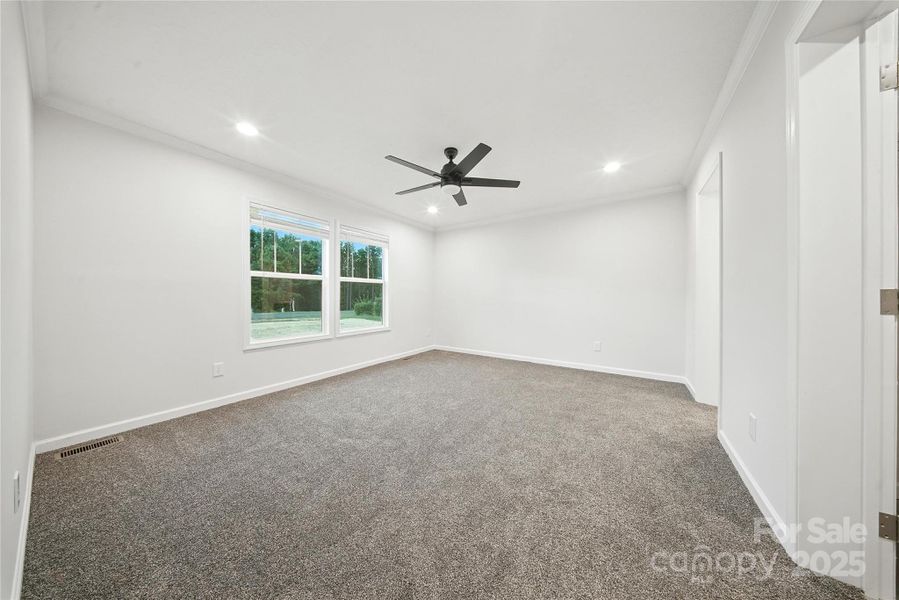 Spacious, unfurnished interior of a new home in , Dallas (Image 16). Spacious, unfurnished interior of a new home in , Dallas (Image 16).