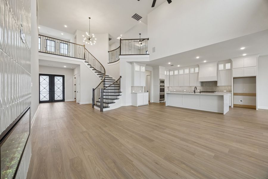 Spacious, unfurnished interior of a new home in The Grove Frisco, Frisco (Image 6).