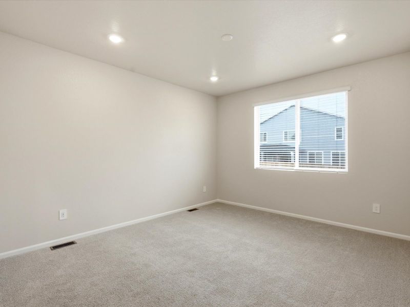 Spacious, unfurnished interior of a new home in Meridian Ranch, Peyton (Image 9).