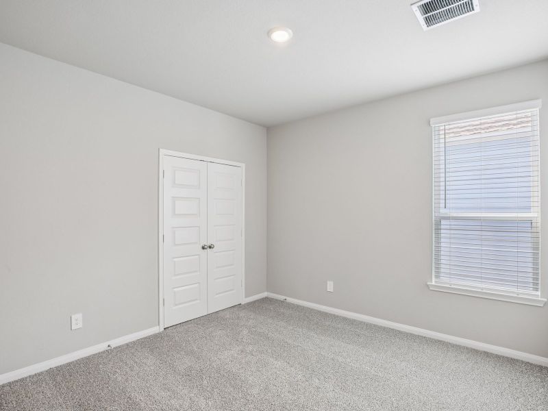 Spacious, unfurnished interior of a new home in Katy Grand Village - Luxe Series, Katy (Image 15).