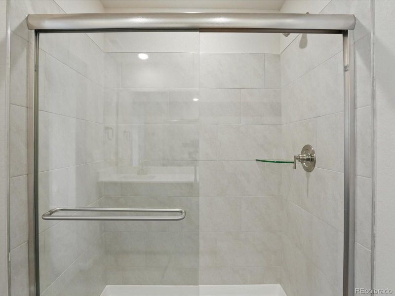 Image 26 of a home in Three Hills.