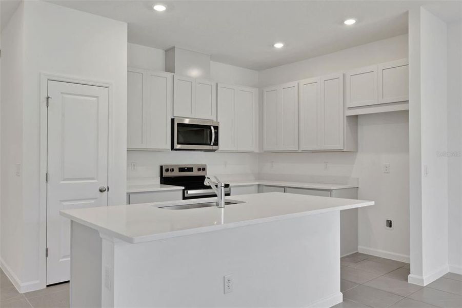 Furnished interior view inside a new home in Seaport Village, Tavares (Image 6).