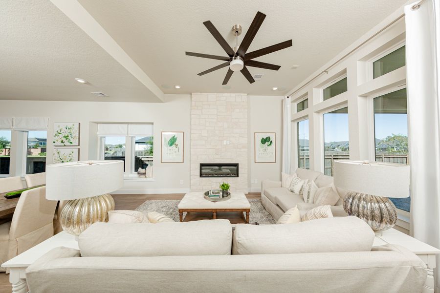 Representative furnished interior of a home built from the Sheffield by Beazer Homes in Bridgeland, Cypress (Image 8).