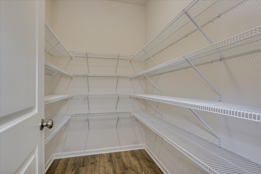 Representative unfurnished interior of a home built from the Reedy by Veranda Homes in Hitchcock Preserve 60', Aiken (Image 19).