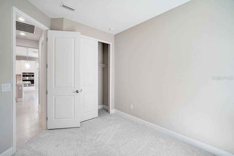 Spacious, unfurnished interior of a new home in Hammock at Two Rivers, Zephyrhills (Image 29).