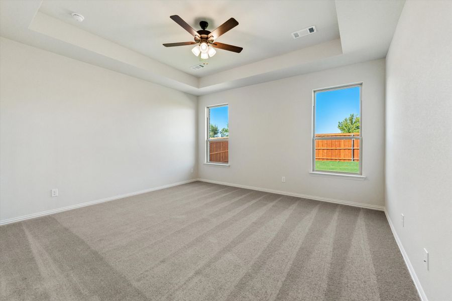 Spacious, unfurnished interior of a new home in Morningstar, Aledo (Image 37).